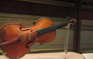 Stradivarius-violin